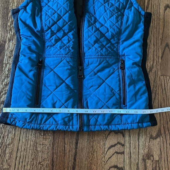 Andrew Marc Quilted Vest Teal color with black Size S - Picture 9 of 10